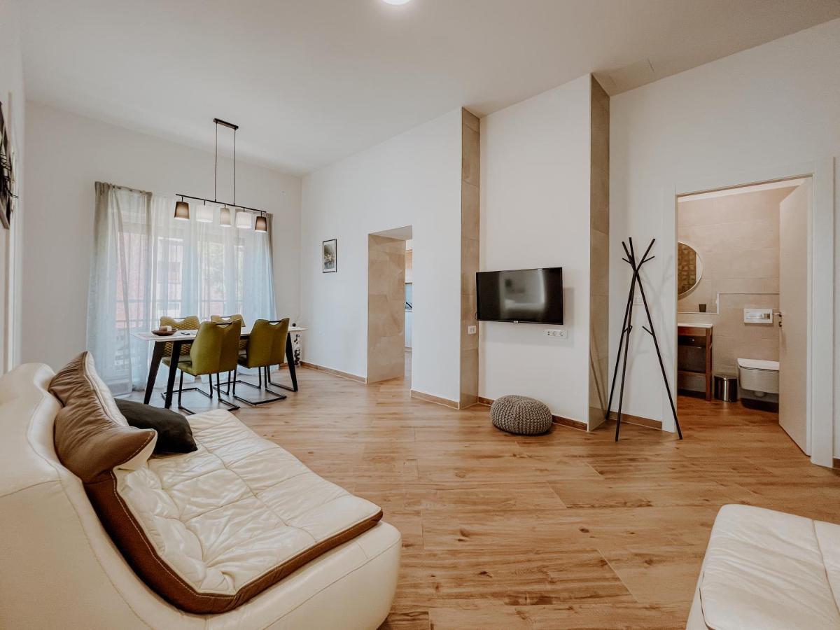 Apartment Papedoni Pula Bagian luar foto