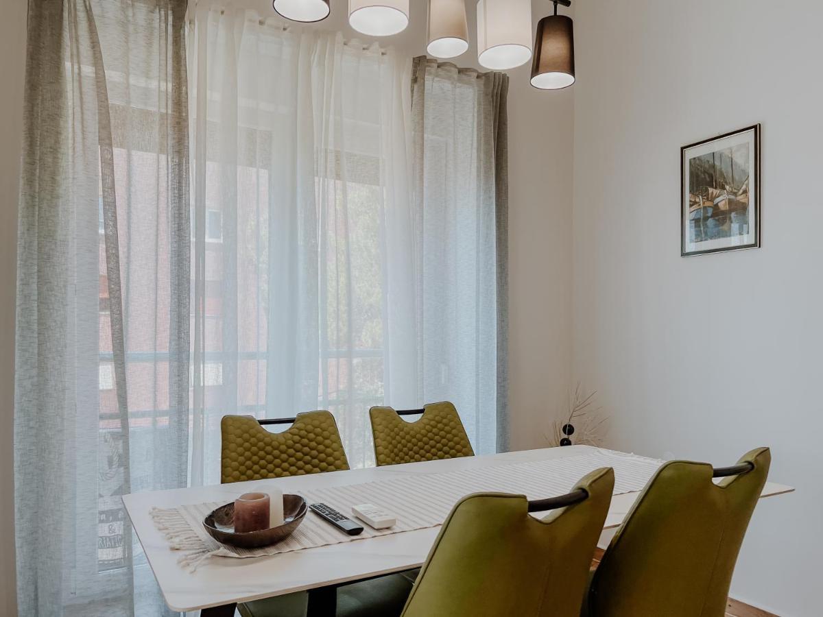 Apartment Papedoni Pula Bagian luar foto